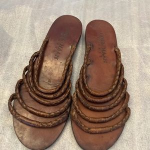colehaaan leather sandals